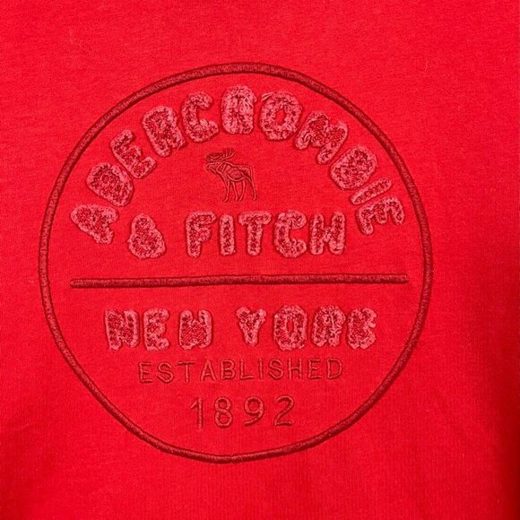 Abercrombie & Fitch logo tee raised lettering applique preppy red size Medium - Picture 3 of 7